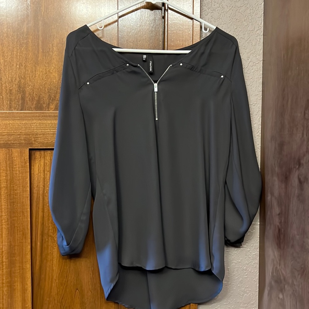 Maurice’s business casual shirt. Size small. Worn once or twice